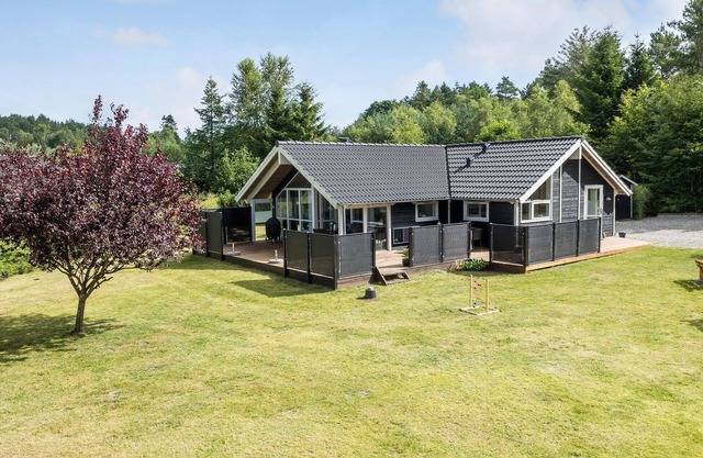 Gorgeous home in Ebeltoft with sauna