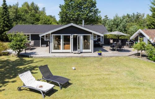 Gorgeous Home In Ebeltoft With Wifi