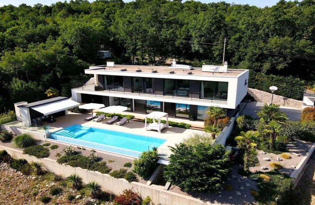 Gorgeous home in Kastav with sauna