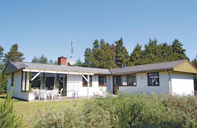 Gorgeous home in Rømø with sauna