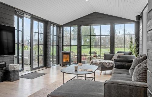 Gorgeous Home In Rude With Wifi