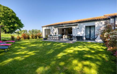 Gorgeous Home In Semussac With Wifi