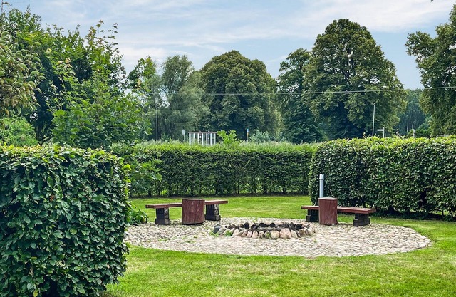 Gorgeous home in Slawno with WiFi