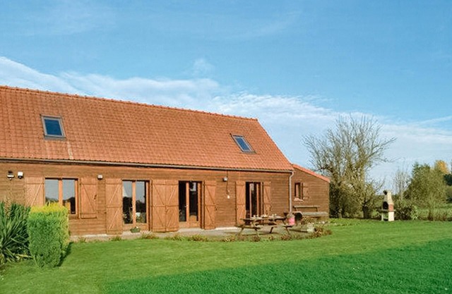 Gorgeous home in ST OMER with WiFi
