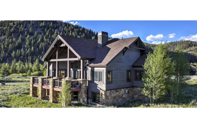 Gorgeous House in Prestigious Highland Park