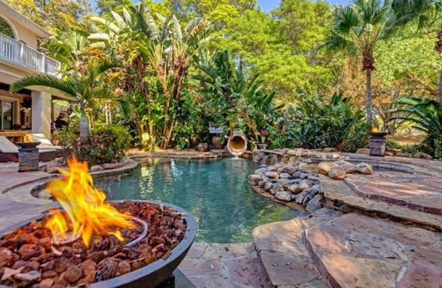 Gorgeous Island Estate - 10 Bedrooms In 2 Buildings
