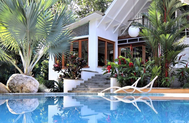 Gorgeous Pool + Gardens Steps from the Beach-Ideal Group or Family Getaway