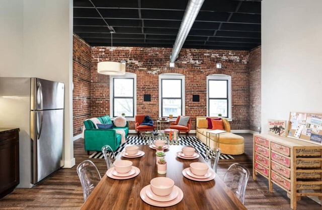 Gorgeus One Of A Kind Loft Minutes From Downtown