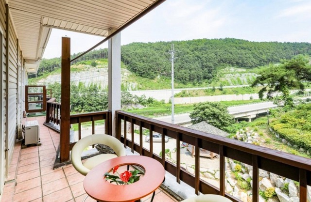 Goseong Haedangwha Pension