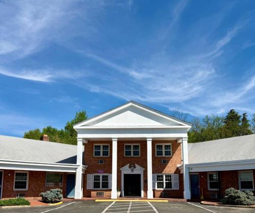 Governor House Inn Arlington/Falls Church