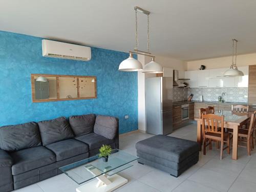 Gozo Spacious 3 Bathroom Apartment
