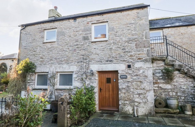 GRANARY, pet friendly, with a garden in Bardsea