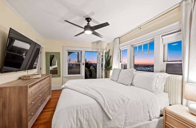 Grand 7BR Villa | Luxury Living Stunning Views