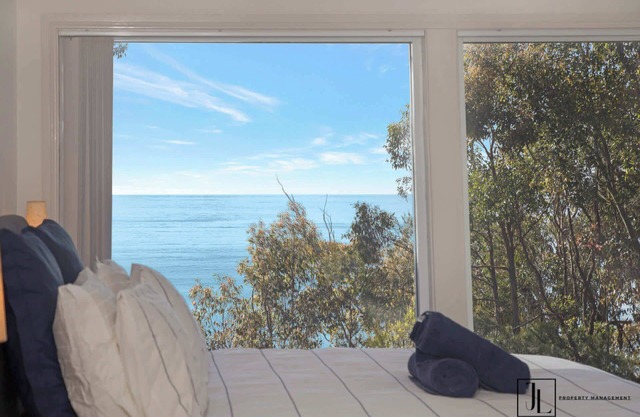 Grand Entertainer | Water Views, Wi-Fi & Beach