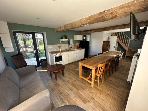 Grand gite confortable - La Ferme de Montigny