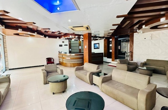 Grand Lake View Hotel