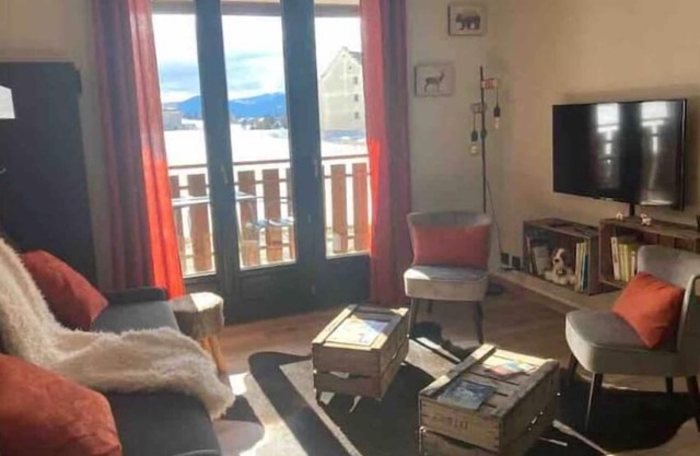 Grand Studio Beethoven Rénové au Centre du Village