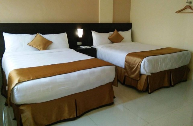 Grand Touring Hotel