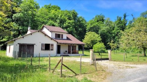 Grande maison à la campagne