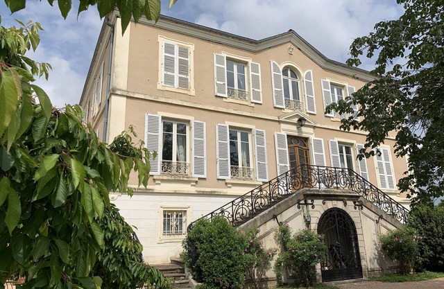 Grande Maison Familiale Située Dans le Beaujolais au Coeur des Vignes