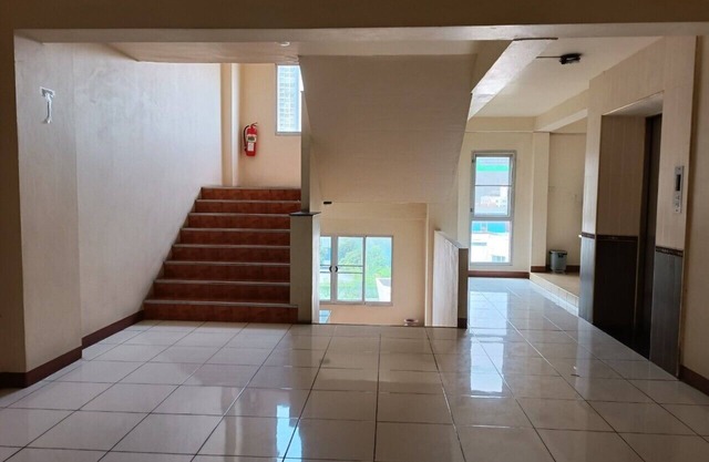 Grandview Condominia