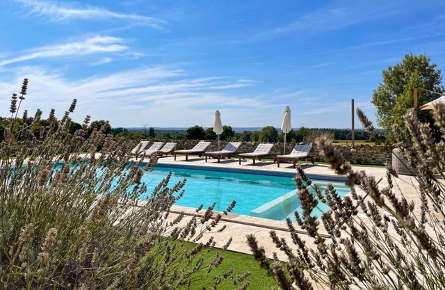 Grange La Chouette - Five Bedroom Villa, Sleeps 10
