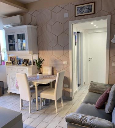 Grazioso bilocale a Bagnoli Matthias House