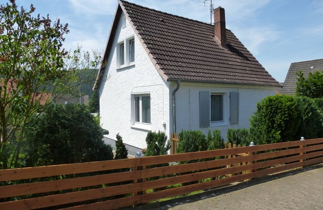 Great holiday in the Weserbergland! In house with garden for 4 people. & Pets