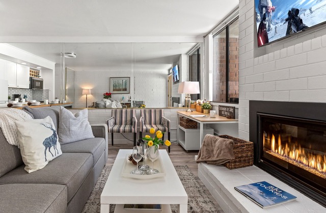 Great Location for Year-Round Recreation & Luxury Community Amenities + Pet-Friendly!