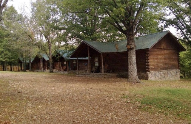 Great Oaks Cabins, Cabin 3