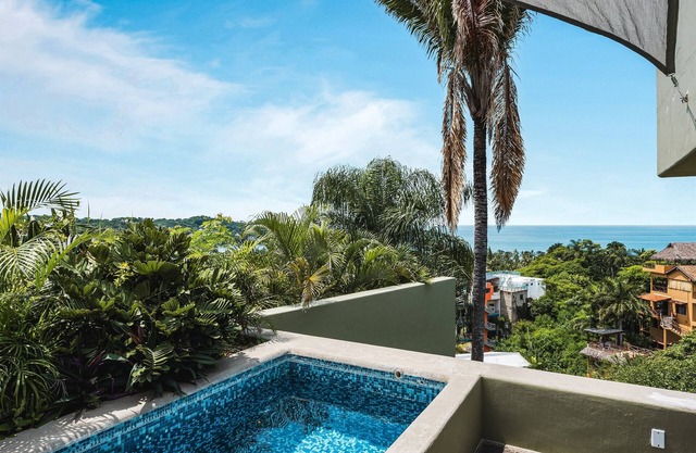 Great ocean views with private dipping pool!