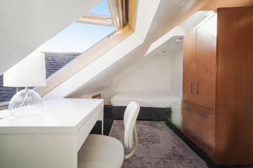 Greenford Hububb Stay