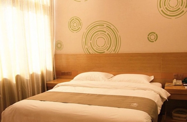 GreenTree Inn Jinan Gaoxin District South Gongye Road Middle Aoti Road Express Hotel