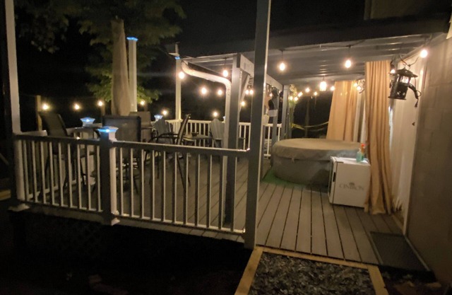 Greenvllle Cottage Near BJU, Furman, NGU & Downtown w/Hot Tub & Grill Deck!