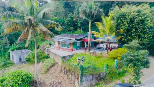 Greenwoods Munnar Unmarried Allowed