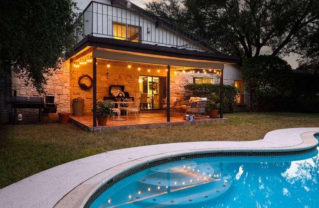 Groovy - A Birdy Vacation Rental