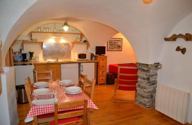Ground floor, view mountain, tv, ski locker, 50m², Saint Martin de Belleville