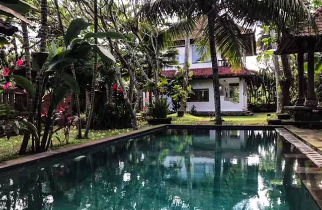 Ground floor of secluded villa with pool, 10 min to Ubud centre
