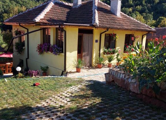 Guest House „Ivanovata house”