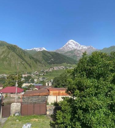 Guest house LEGIANA Kazbegi