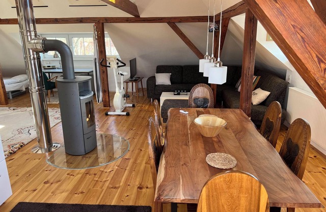 Guest House 'Westfälischer Hof - Loft' with Garden & Wi-Fi