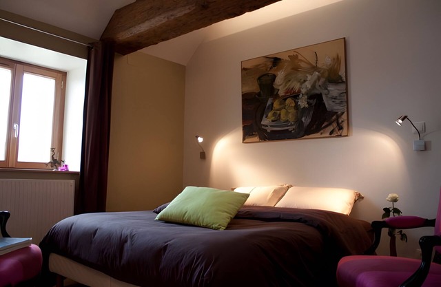 Guest Room "Chambre Chocolat" with Shared Pool, Shared Terrace and Wi-Fi