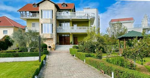 GuestHouse Brahja, Tirana