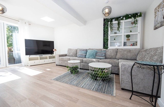 GuestReady - A Haven by the River