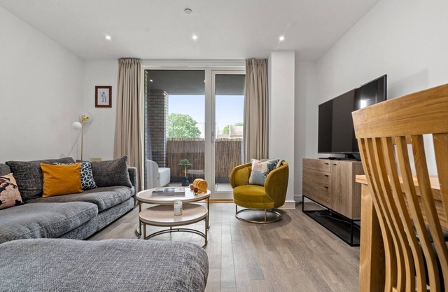 GuestReady - A modern gem in Acton