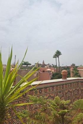 Guests House With View Rooftop