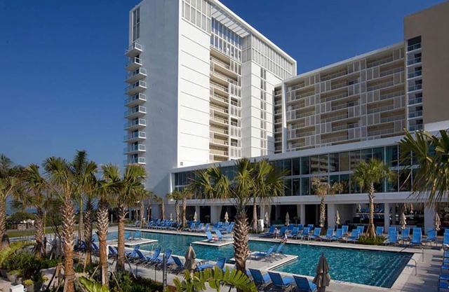 Gulf Front - 2 Bedroom - Marriott's Crystal Shores - Full Resort Access