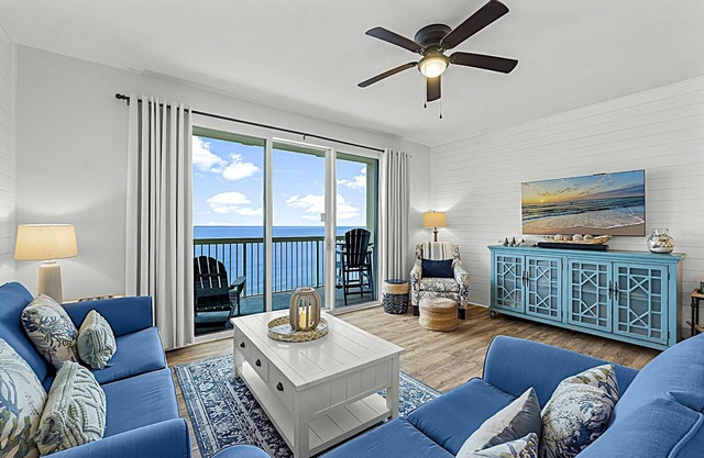 🌊 GULF FRONT & Updated - Beach Chair Svc Incl - Quiet West End *OWNER Managed*
