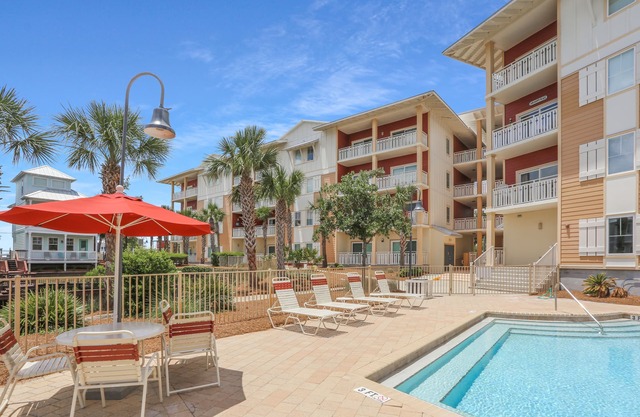 Gulf View, Gated Community with Pool, WiFi ~ Waterside Village Condo 302