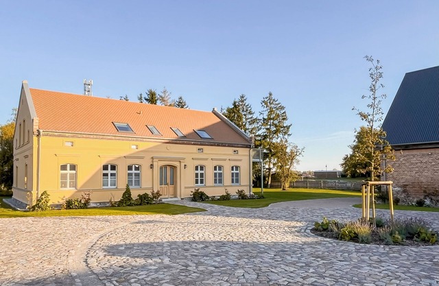 Gutshof Liepe Exclusive manor house with 2 vacation apartments for - Gutshof Liepe?